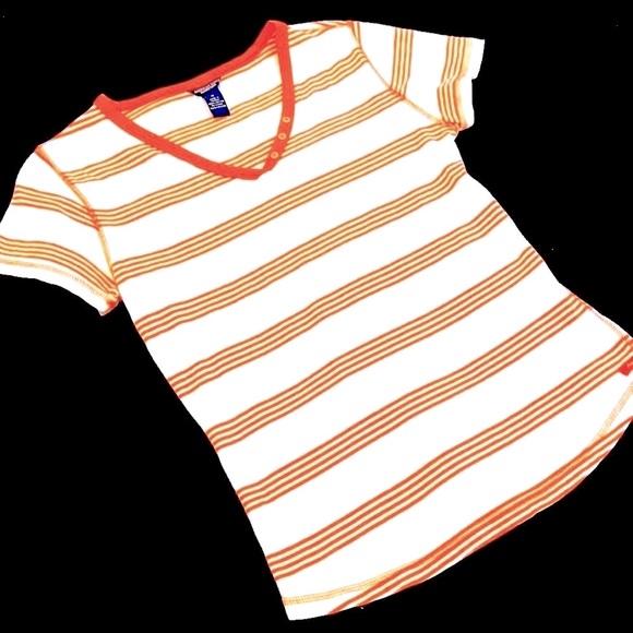 🎉HOST PICK 🤩Vintage stripe faux Henley cotton tee from the 90s weighted cotton - Picture 2 of 14